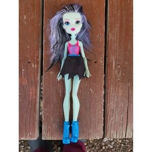 Monster High Frankie Stein 11" Doll 2015 Mattel Daughter of Frankenstein‎